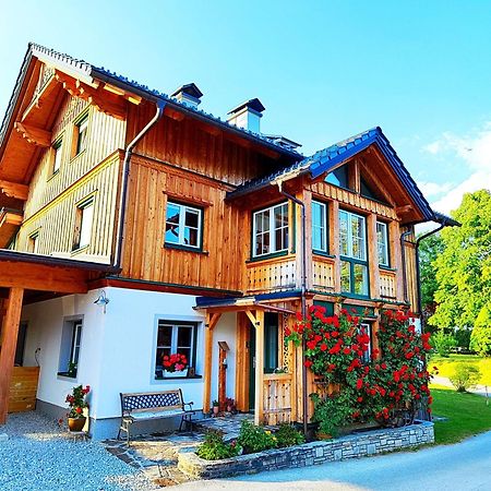 Ferienwohnung Grundlsee, Willkommen In Mami'S Ferienwohnung Bagian luar foto