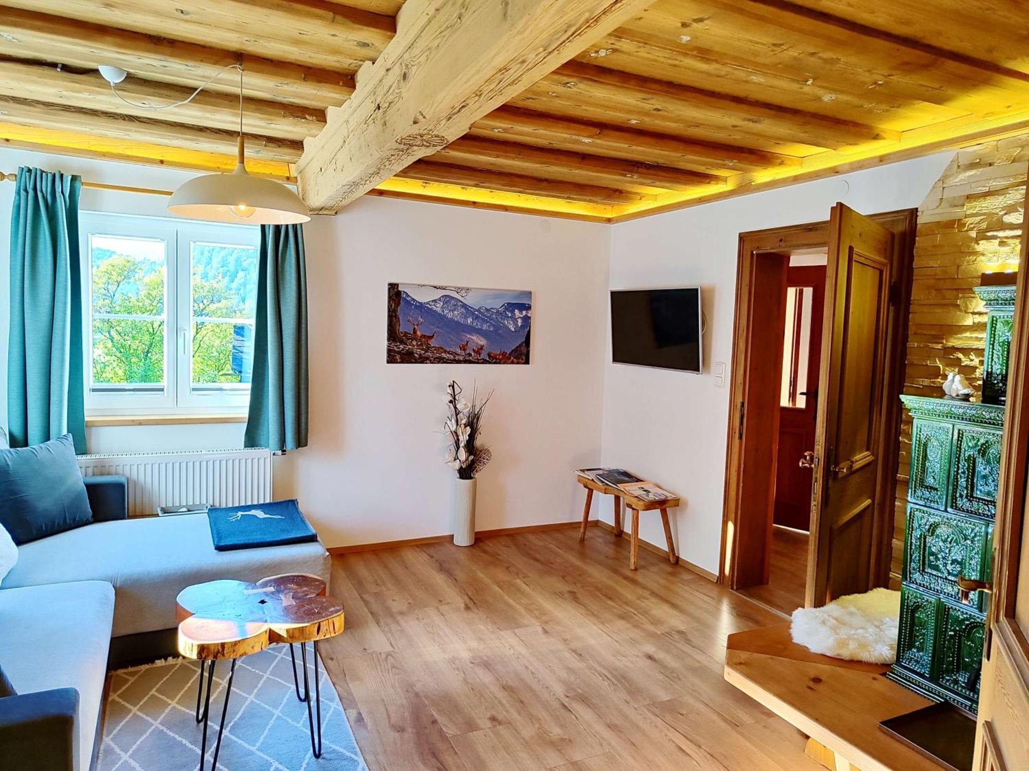 Ferienwohnung Grundlsee, Willkommen In Mami'S Ferienwohnung Bagian luar foto