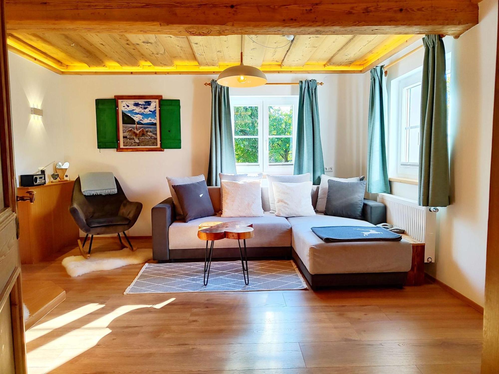 Ferienwohnung Grundlsee, Willkommen In Mami'S Ferienwohnung Bagian luar foto
