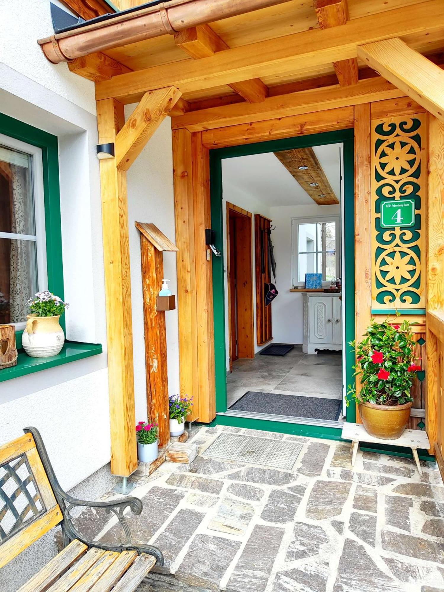 Ferienwohnung Grundlsee, Willkommen In Mami'S Ferienwohnung Bagian luar foto